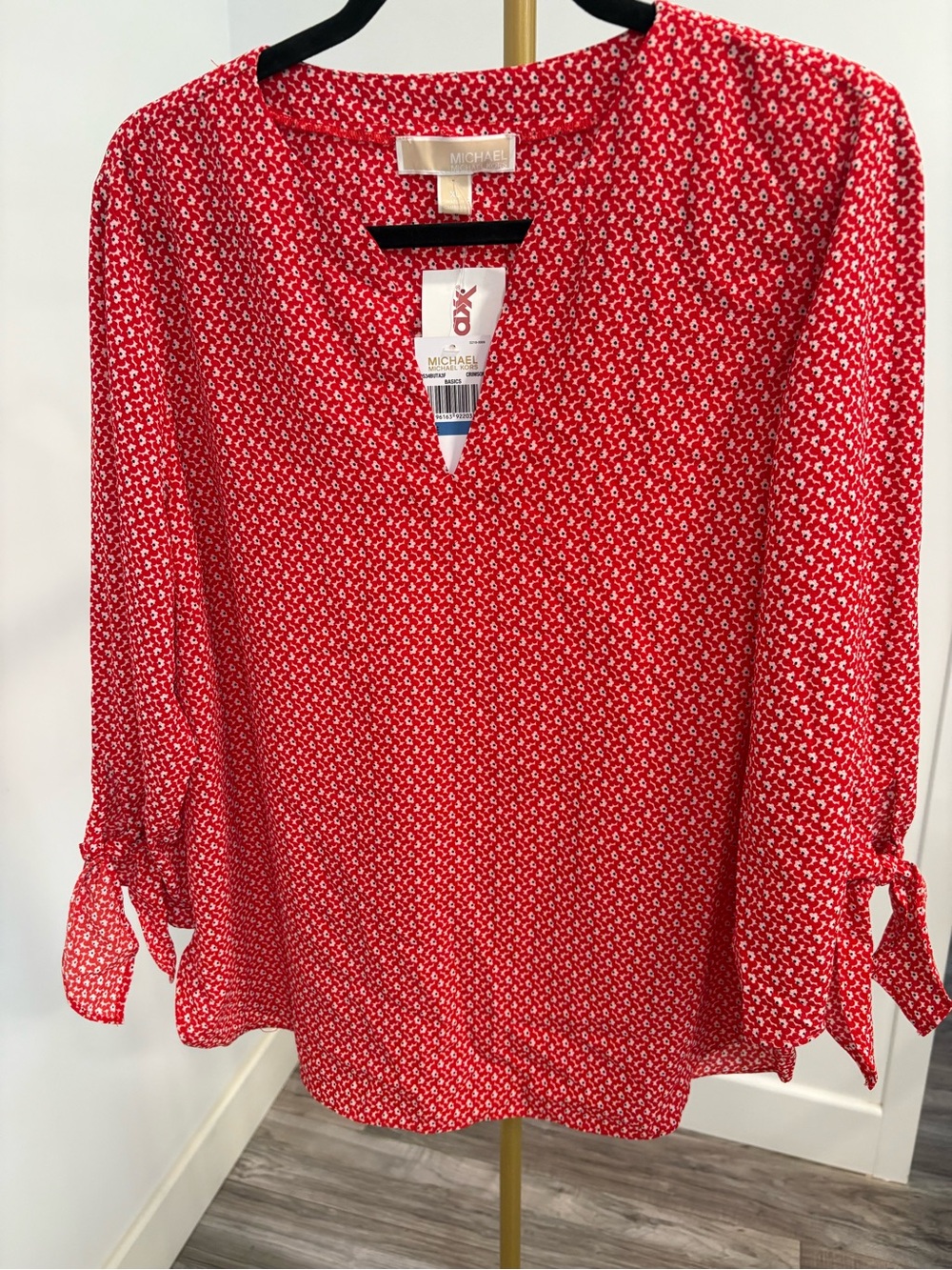 Michael Kors Red V-Neck Tie-Sleeve Printed Blouse